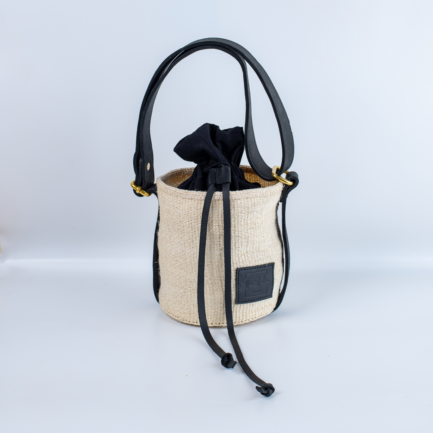 Wahura Bucket Bag- Black