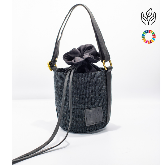 Nyuzi Bucket Bag